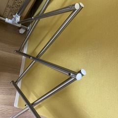 室内洗濯物干しの画像