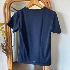 adidas速乾Tシャツの画像