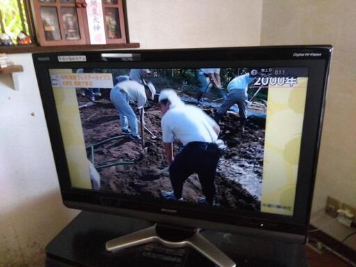 液晶テレビ　シャープ　2009 32インチ