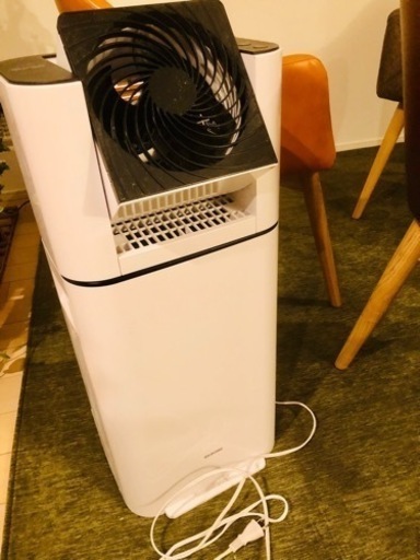 使用1年 除湿機・衣類乾燥機 アイリスオーヤマ