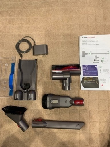 dyson ダイソン クリーナー v10のアタッチメントのみ（本体はありません）