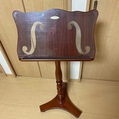 木製のアンティークな譜面台●ウェルカムボード●バイオリンのf字孔...