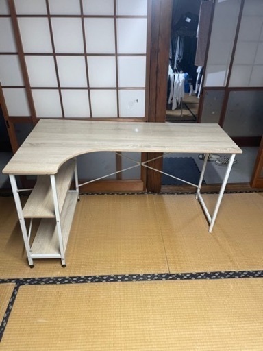L字テーブル