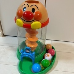 【取引中】アンパンマン くるコロタワー