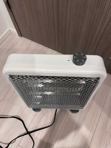アイリスオーヤマ　電気ストーブ
