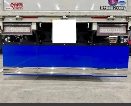 2トントラック標準車 3連泥除け