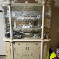 イタリア製　サルタレッリ　食器収納