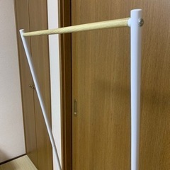 ハンガーラックの画像