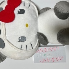 <お値下げ中>サンリオ キティちゃん  でっかいぬいぐるみ  〜パンダキティ〜の画像