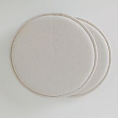 3/12日までに引取り希望　IKEA　MARIUS マリウス スツール, ホワイト, 45 cm　CILLA スィッラ チェアパッド, ライトグレー, 34 cm 　 ２セット　美品　1400円　岡崎　安城　豊田　刈谷　蒲郡市　豊橋市　豊川市　西尾市　知立市　幸田町の画像