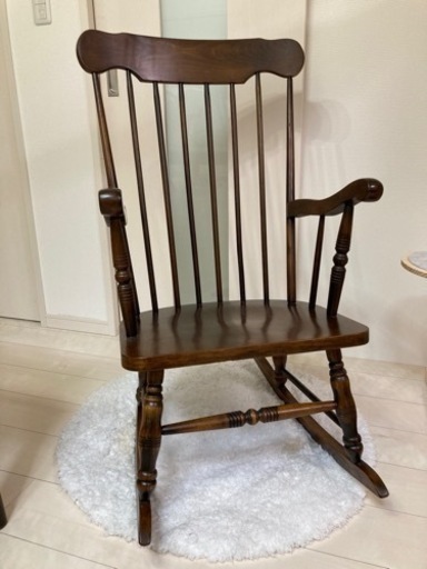 ロッキングチェア　メンテナンス済み