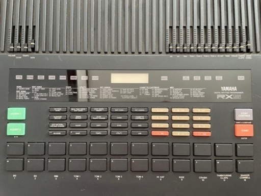 YAMAHA DIGITAL RHYTHM PROGRAMMER RX5