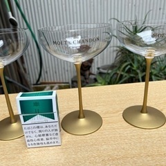 シャンパングラス