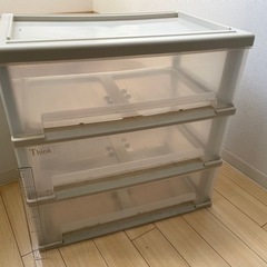 衣類タンス　プラスチック軽量　三段