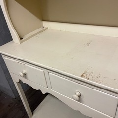 レトロ　デスプレイ棚の画像