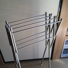 ステンレス製ハンガーの画像