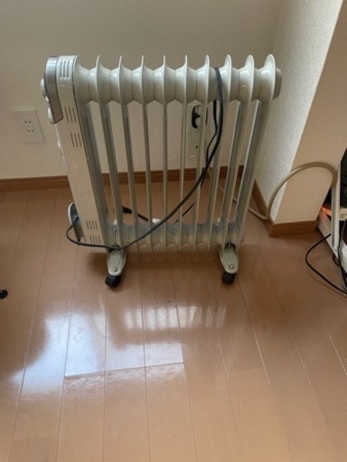 山善　オイルヒーター