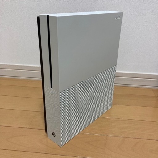 xbox one s HDD 1TB 動作品　コントローラー2個、GTA5ソフトセット