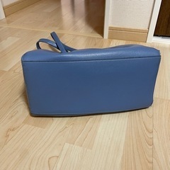a.v.v トートバッグ　大容量　ポーチ付きの画像