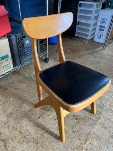 （取引決定）市内配送無料！ マルニ デルタチェア 昭和レトロ 孔雀マーク