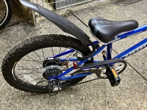 男の子向け　20インチ自転車　6段変速LEDダイナモライト