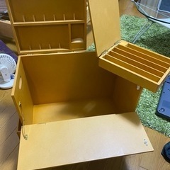 ソーイングBOX(当方細かな物の収納箱として使用してました)の画像
