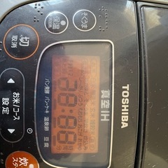 TOSHIBA 炊飯器 あまり使用していません。の画像