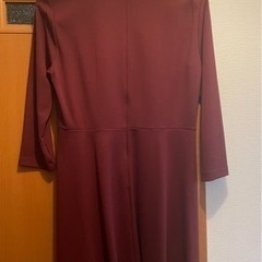 【☆新品未使用☆】UNIQLO ポンチフレアワンピースの画像