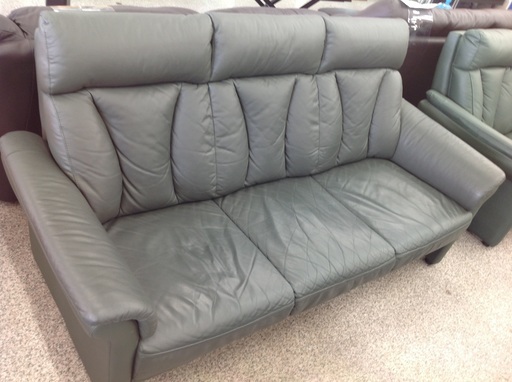 ニトリ　グリーン　革製 ３人掛けソファー【9650020】