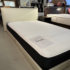 セミダブルベッド　マットレス付き　価格から50％オフ中！！