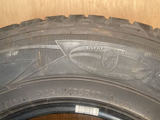【タイヤ】245/75R17 110T GOODYEAR  WRANGLER  フォード タイタン ホワイトレター ［TR-04210
