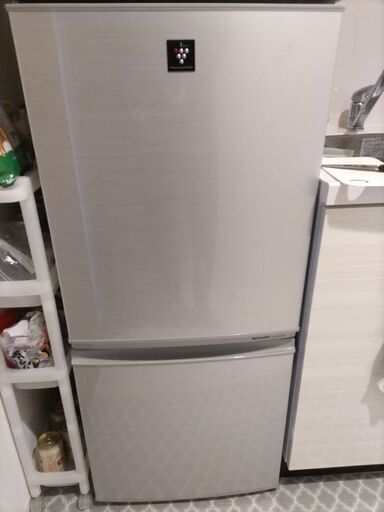 冷蔵庫 SHARP ＳJ-PD14W