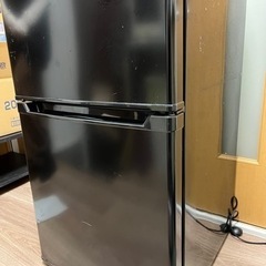 冷蔵冷凍庫 90リットル ブラックの画像