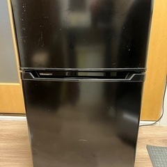 冷蔵冷凍庫 90リットル ブラック