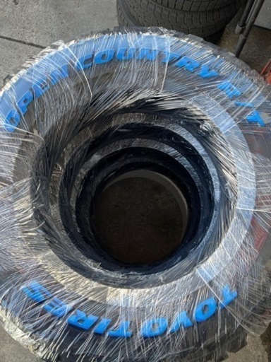 ホワイトレター！165/80R14 97/95N トーヨータイヤOPENCOUNTRY R/T作業代、消費税、廃タイヤ代、全て込み55000円！
