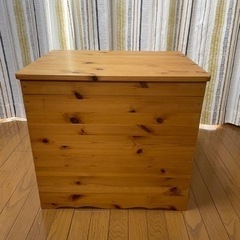 カントリー家具　物入れ