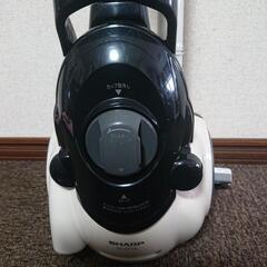 【お取り引き中】サイクロン掃除機SHARP EC-CT12