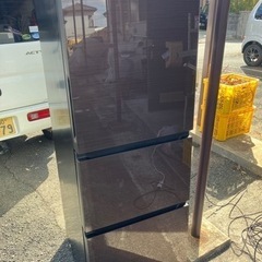 【高年式】冷蔵庫　ハイセンス　3ドア　282L 2019年製　H...