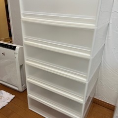 ①無印　収納ケース（幅55㎝ 奥行44.5㎝ 高さ18㎝）