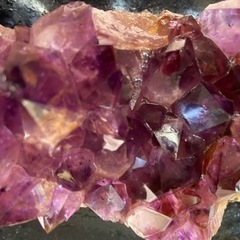 国産むらさき水晶（アメジスト）