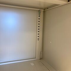 オフィス用キャビネット（上段/下段）の画像