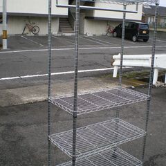 ★　メタルラック　4段　棚　洋服掛け　収納　整理整頓　キャスター付きの画像