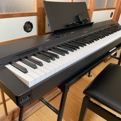 美品2018年製 CASIO 88鍵盤 電子ピアノ Privia PX-160BK ブラック