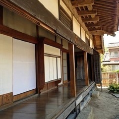 古民家ホテルのSNS運営スタッフ