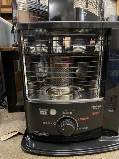 万代店　ポータブル石油ストーブ　石油ストーブ　反射式　電池