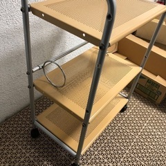 3段キャスター　無料❗️の画像