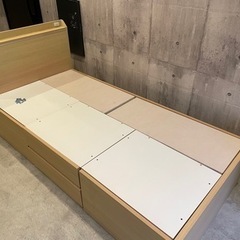 宮付き、引き出し付きシングルベッドフレームを無料で差し上げます！