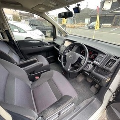NISSAN SERENA の画像