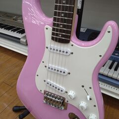 Squier ストラトキャスター Bullet Strat 2014年製 ピンクの画像