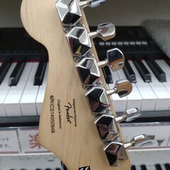 Squier ストラトキャスター Bullet Strat 2014年製 ピンクの画像